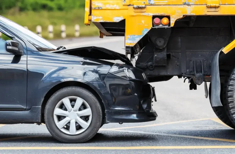 Truck Accident Recovery in Houston: Legal Guidance from a Personal Injury Lawyer